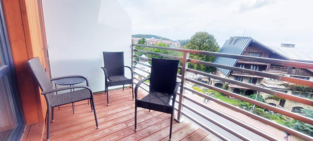 Z Widokiem. Apartmán